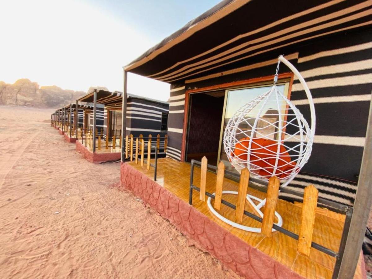 Bed and Breakfast Calm Camp Wadi Rum Exterior foto
